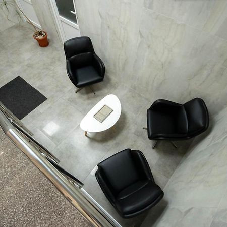 Astar Apartments - Executive Radauţi Bagian luar foto