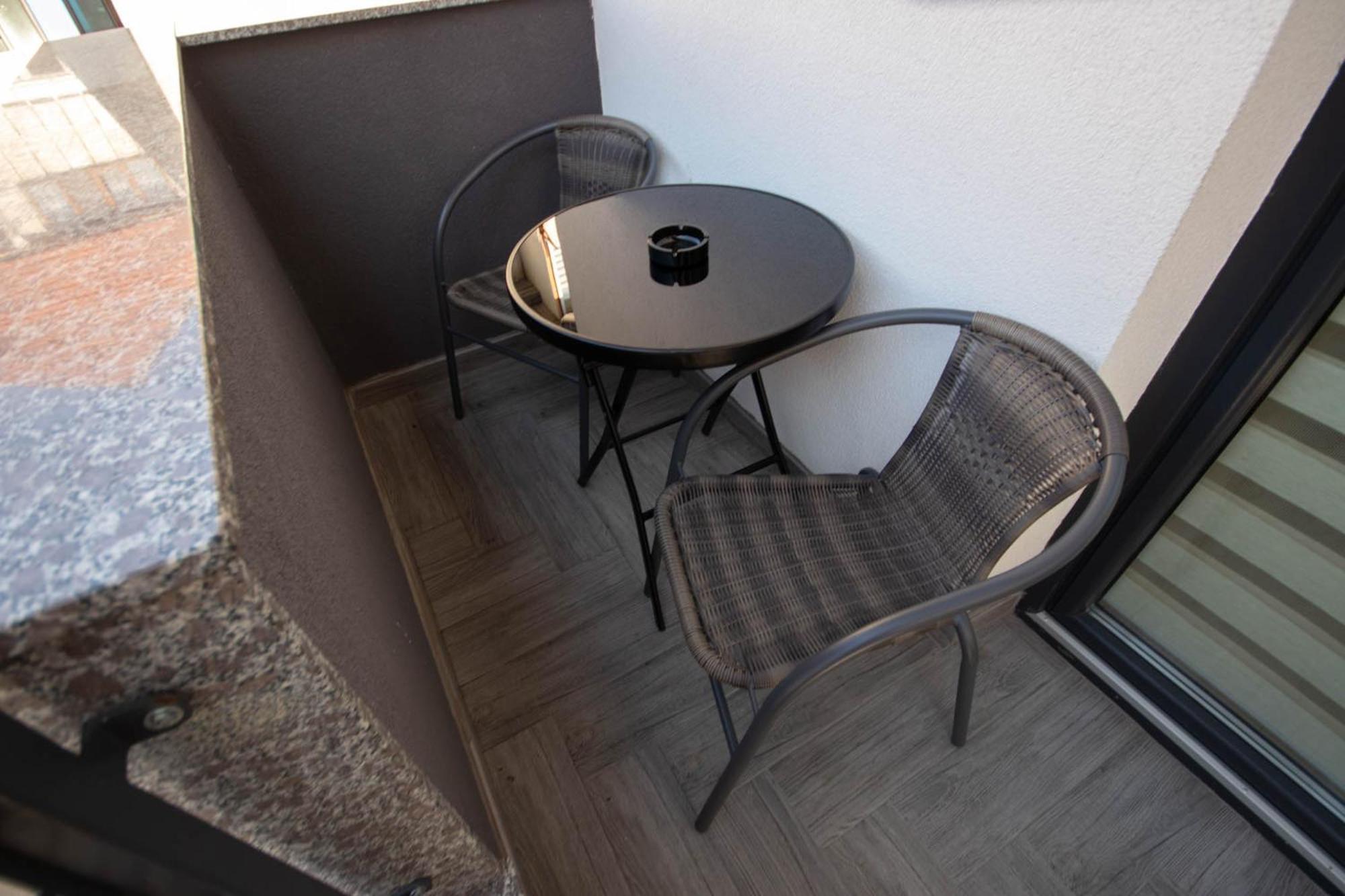 Astar Apartments - Executive Radauţi Bagian luar foto
