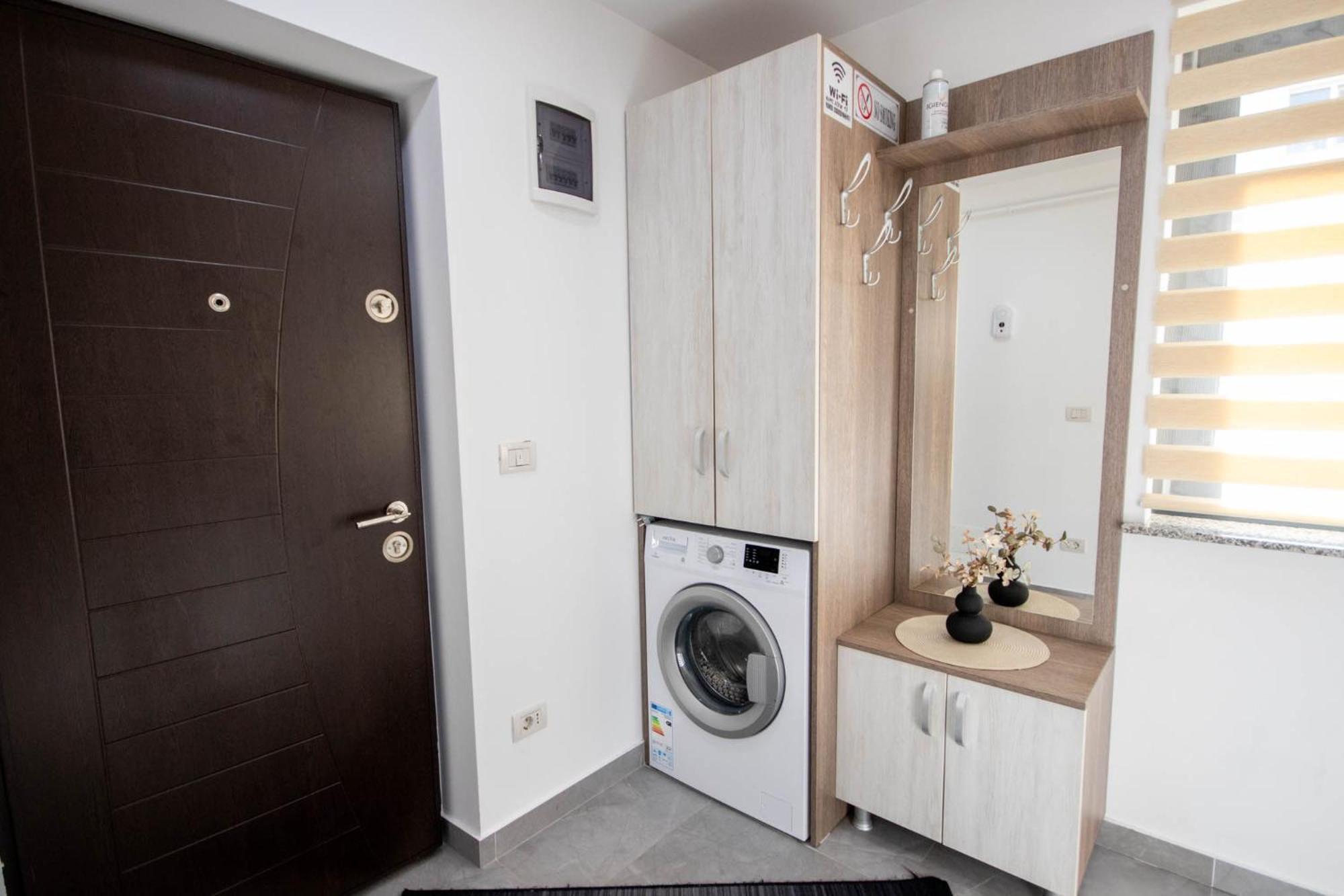 Astar Apartments - Executive Radauţi Bagian luar foto